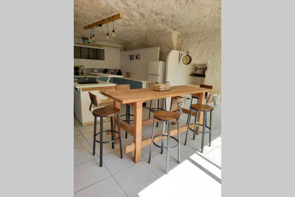 La Trog'Laudy Gite 4 Etoiles Au Coeur Des Vignes Vouvray Exterior foto